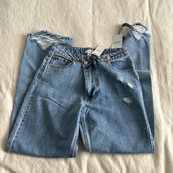 Forever 21 asymmetrical jeans - Picture 3 of 3